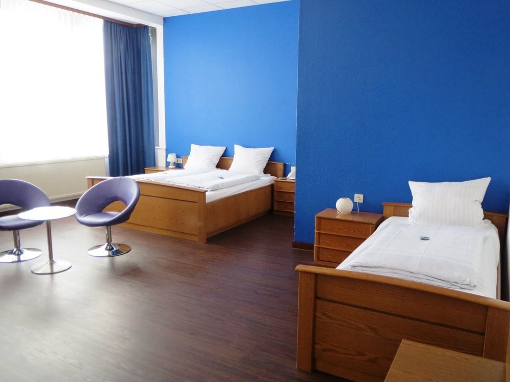 דארמשטאדט Pallas Hotel מראה חיצוני תמונה